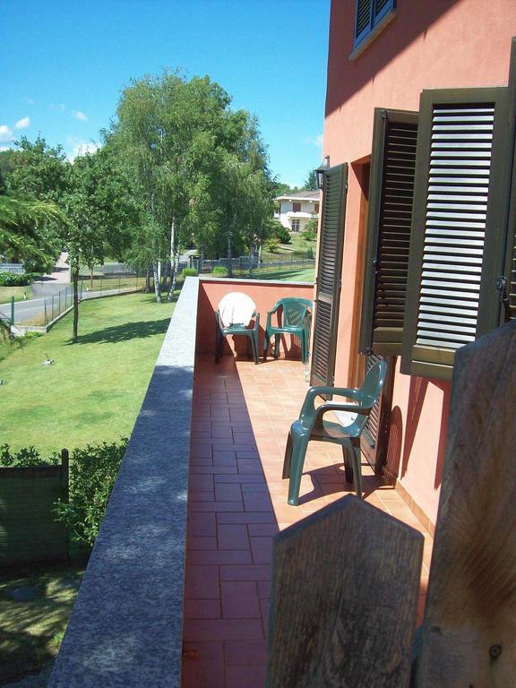 Relais Ca Nova Guest House Bogogno Δωμάτιο φωτογραφία